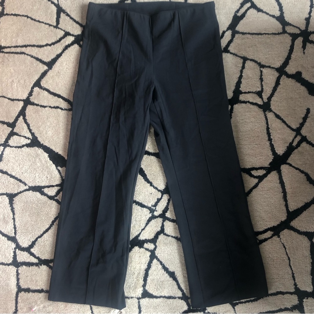 Athleta Black Straight-Legged City Capri Sz M